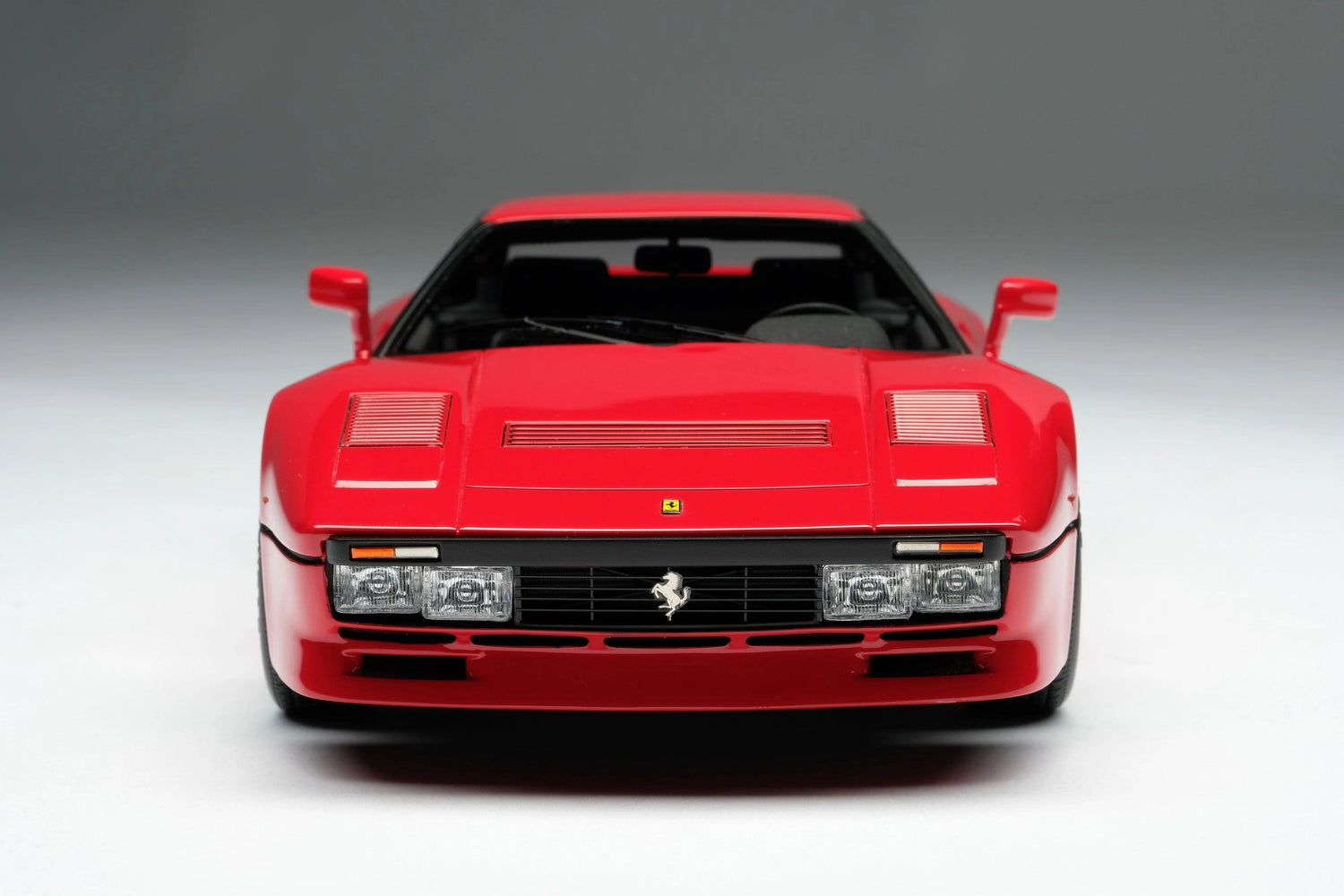 M5900 Ferrari 288 GTO 1984 Red 1:18 - ModelCarHQ